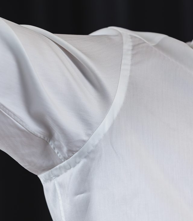 Giromanica ribattuto a mano — camicia Maestria